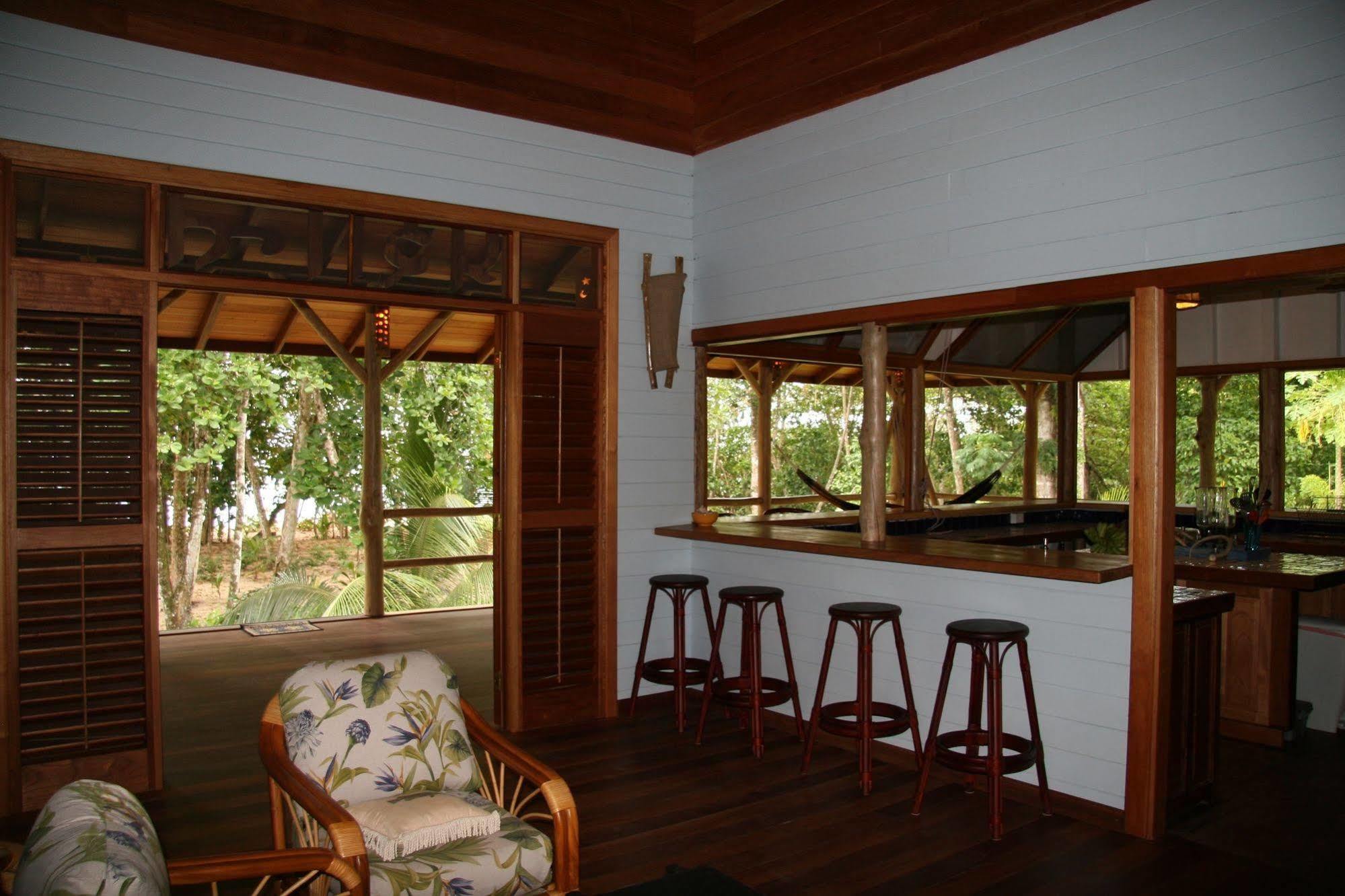 Bluff Beach Retreat Bocas del Toro Eksteriør bilde